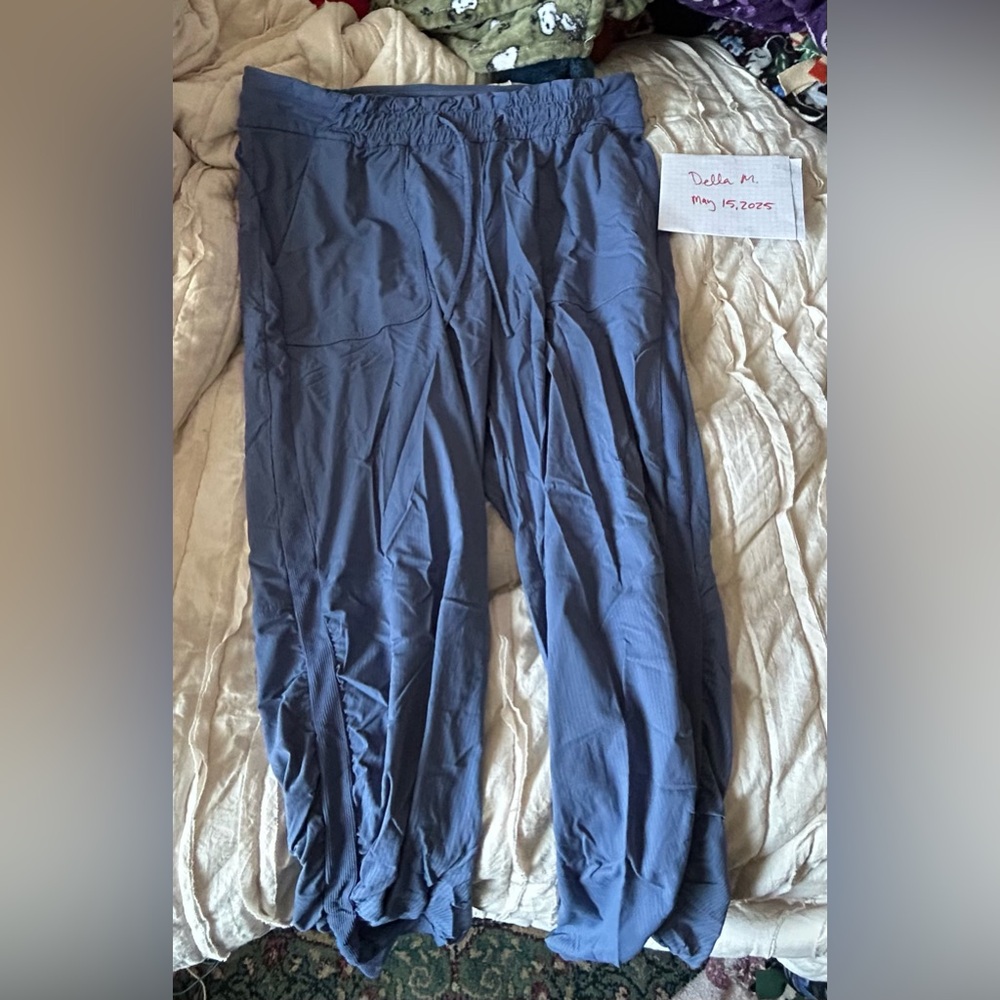 Lululemon dance studio pants
